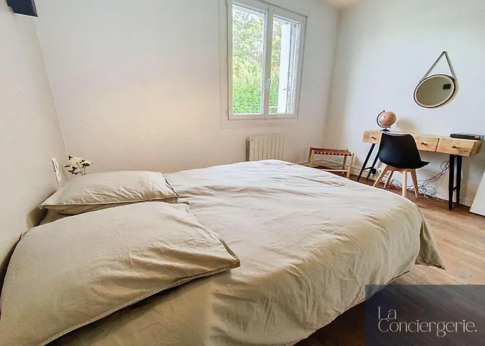 Beausoleil - Futuroscope - Laconciergerie Holiday home Chasseneuil-du-Poitou